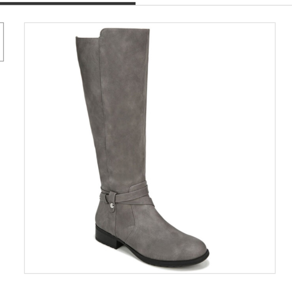 NEW Gray boots. Riding boots size 6